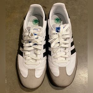 Adidas - Men’s Samba Vegan shoes - Size M9 / W10 Cloud white